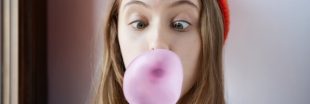 Composition, pollution, santé : découvrez tout ce que nous cache le chewing gum Composition, pollution, santé : découvrez tout ce que nous cache le chewing gum