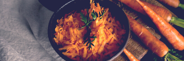 Recette bio : salade de carottes sucrée aux agrumes