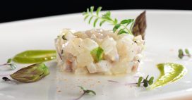 Tartare de lieu noir au citron vert, asperges vertes et betterave rouge