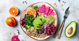 Découvrez l'alimentation vivante avec 3 recettes