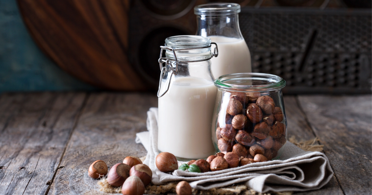 Lait de noisettes, lait de châtaignes : généreux et sans gluten ! Lait de noisettes, lait de châtaignes : généreux et sans gluten !