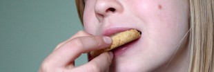 Alimentation des jeunes : moins de sous, plus de grignotage