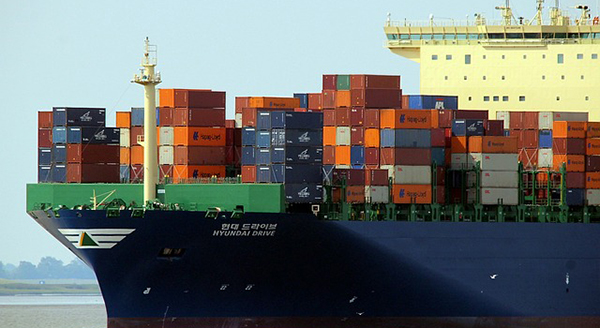 bateau-navire-porte-container-conteneur-transport-02