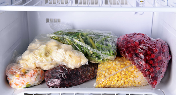 Dégivrer un frigo ou un congélateur : 7 trucs et astuces !