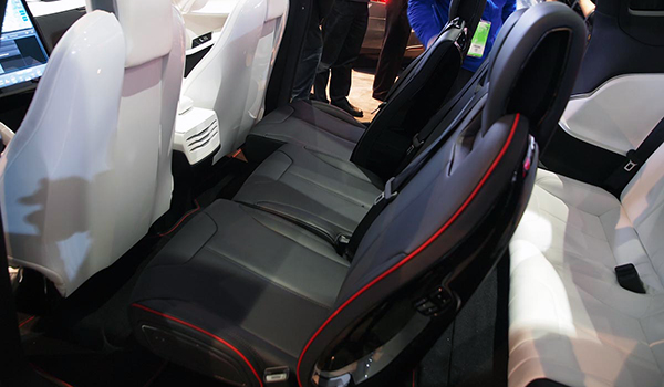 Tesla Model X version 7 places, 4ème prototype, au salon international de Detroit © Tesla Motors