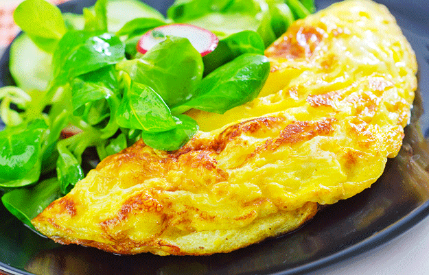 shutterstock-omelette-fromage-chevre-recette-economique-facile-etudiant