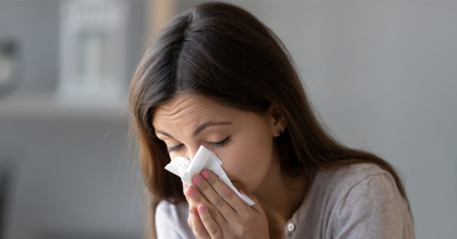 Trucs et astuces naturels contre les allergènes : la fiche pratique