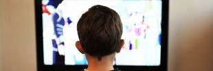 Bien choisir et bien utiliser sa télé : les bonnes résolutions pour économiser l'énergie