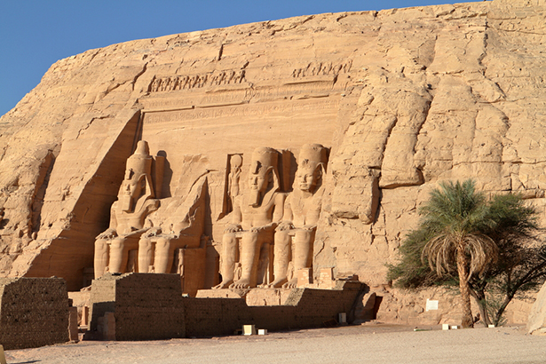 Ctés et temples troglodytes Abu Simbel
