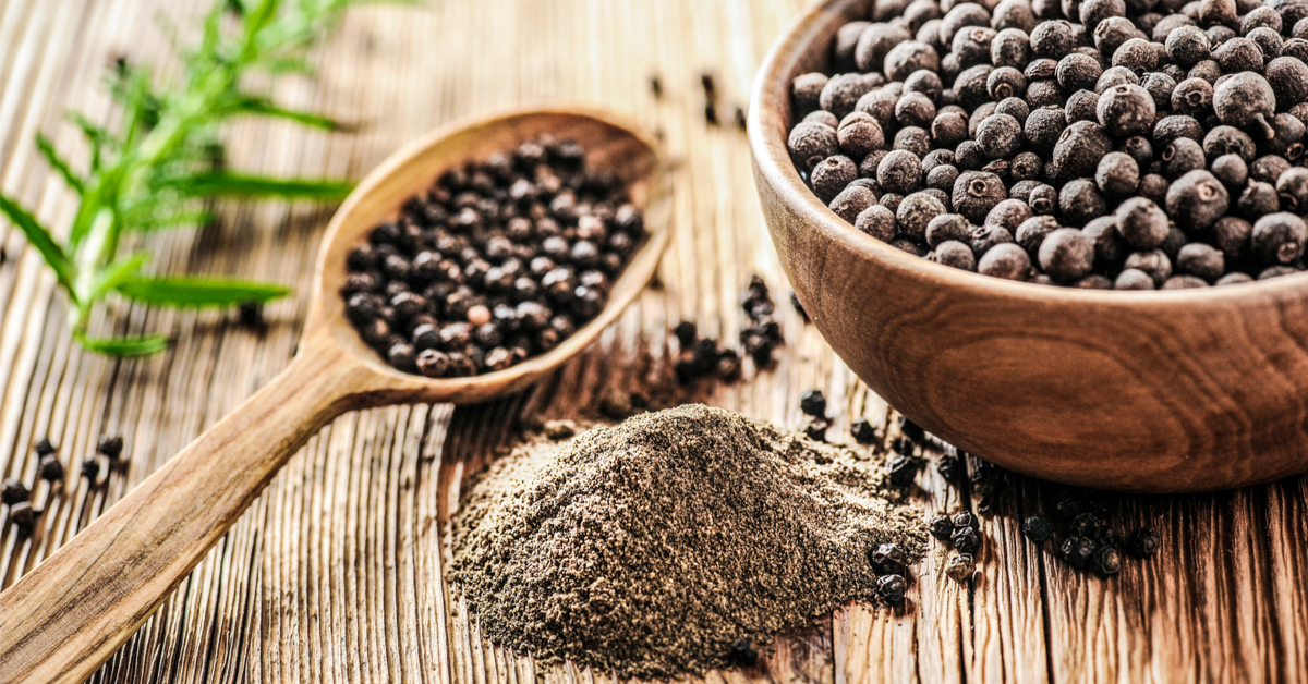 Le poivre noir : un petit fruit au charme piquant qui cache bien des secrets Le poivre noir : un petit fruit au charme piquant qui cache bien des secrets