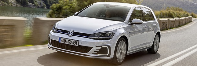 Electrique ou essence d'une simple pression de bouton : adoptez la Golf GTE, 3 voitures en une !