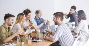 5 astuces pour manger mieux et plus durable au bureau