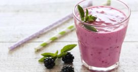 Recette de smoothie détox aux cranberries et mûres Recette de smoothie détox aux cranberries et mûres