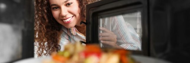 les avantages du four à micro ondes