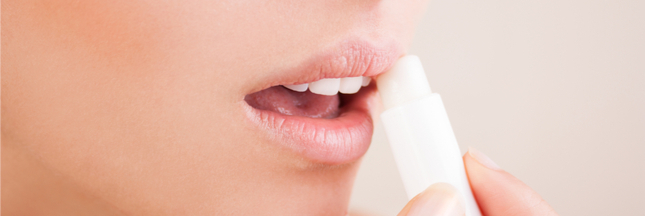 Des substances nocives découvertes dans plusieurs baumes à lèvres