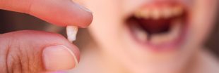 Pourquoi faut-il garder les dents de lait de ses enfants ?