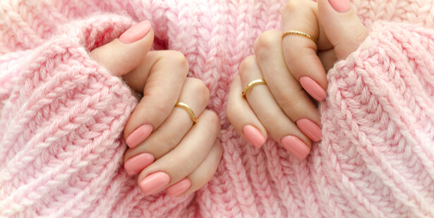 vernis à ongle naturel 