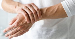 Mieux comprendre les douleurs articulaires pour mieux les soigner