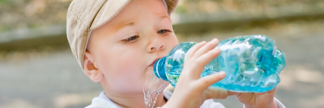 L’eau en bouteille contaminée par des particules de plastique