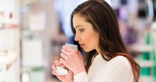 Sondage - Comment choisissez-vous vos cosmétiques ? Sondage - Comment choisissez-vous vos cosmétiques ?