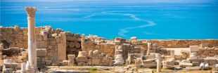 Le littoral méditerranéen de plus en plus menacé par le tourisme et l'urbanisation