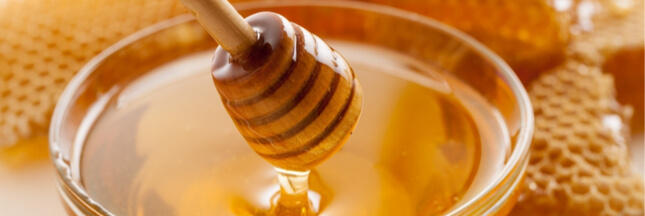 7 conseils pour reconnaître le miel naturel du faux miel