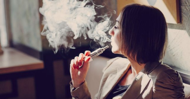 Comment utiliser une cigarette électronique : nos conseils