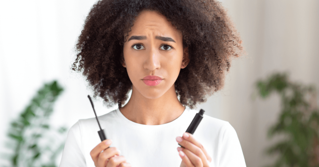 Date de péremption et maquillage : vos cosmétiques peuvent devenir dangereux, attention !