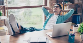 Pour sauver la planète, travaillons moins... Vive la semaine de quatre jours ! Pour sauver la planète, travaillons moins... Vive la semaine de quatre jours !