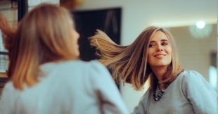 Comment lisser ses cheveux naturellement ? Comment lisser ses cheveux naturellement ?