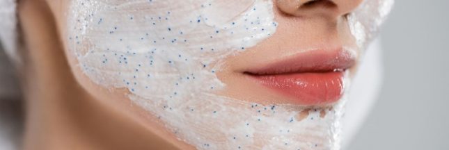 Ces substances que nous cachent... les produits de gommage