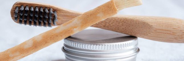 le siwak pour blanchir les dents