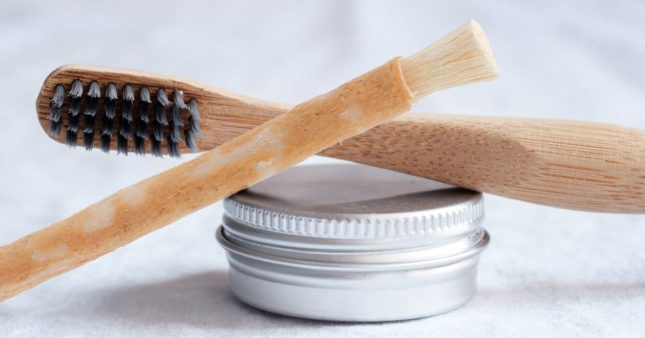 Comment blanchir les dents : le siwak, traitement de choc tout en douceur
