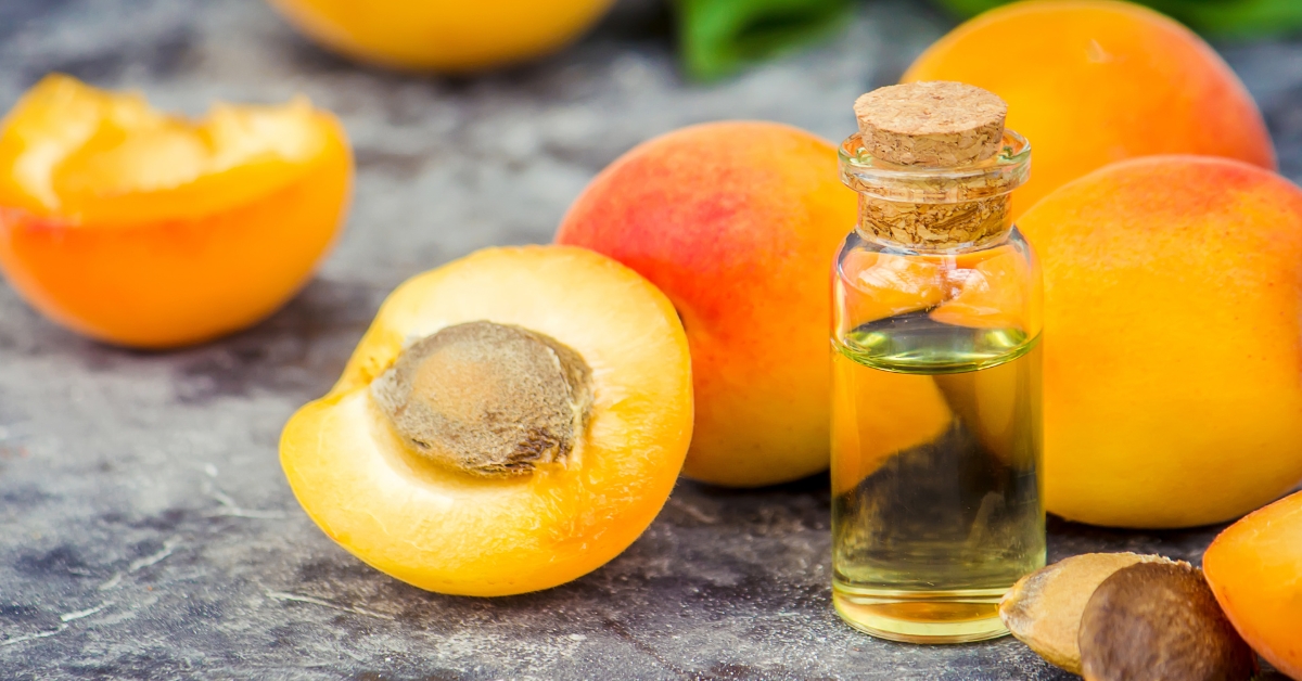 Huile de noyau d'abricot : un trésor pour votre beauté Huile de noyau d'abricot : un trésor pour votre beauté