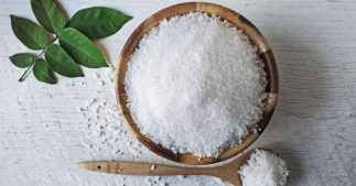 10 astuces efficaces et pratiques avec du sel pour entretenir votre maison
