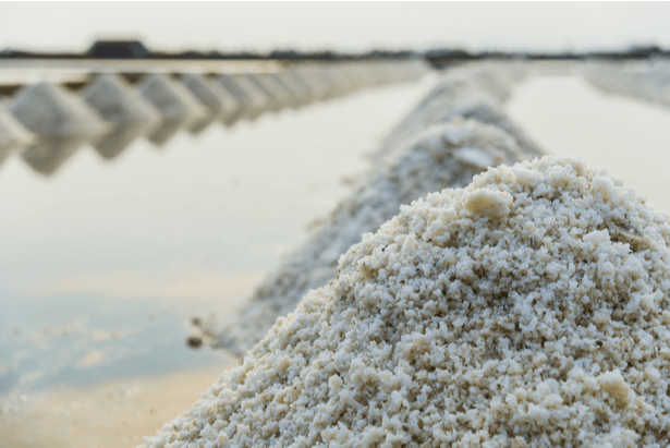 Le sel marin, produit naturel qui n'a pas que des bienfaits