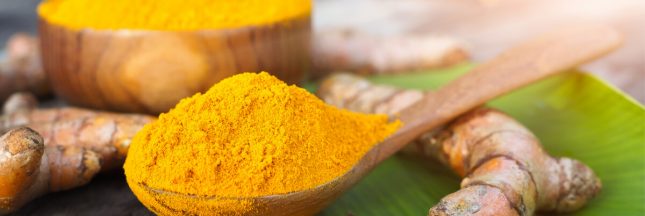 curcuma effets secondaires menopause, menopause traitement naturel, bienfaits du curcuma