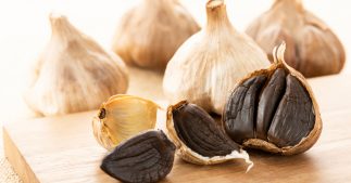 Découvrez tous les bienfaits de l'ail noir pour votre santé