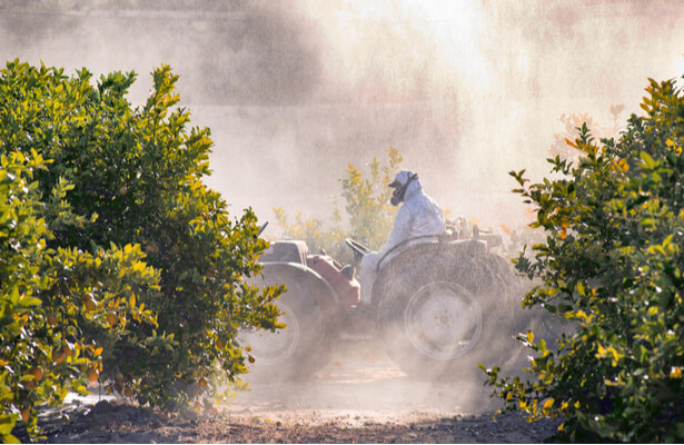 pollution air pesticides