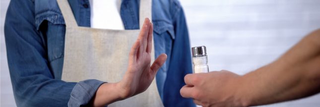 comment réduire le sel d'un plat, faire baisser sa consommation de sel