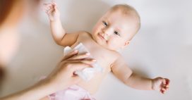 Comment remplacer les lingettes nettoyantes de bébé ?