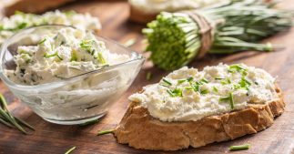 Vous prendrez bien un morceau de vromage ? Vous prendrez bien un morceau de vromage ?