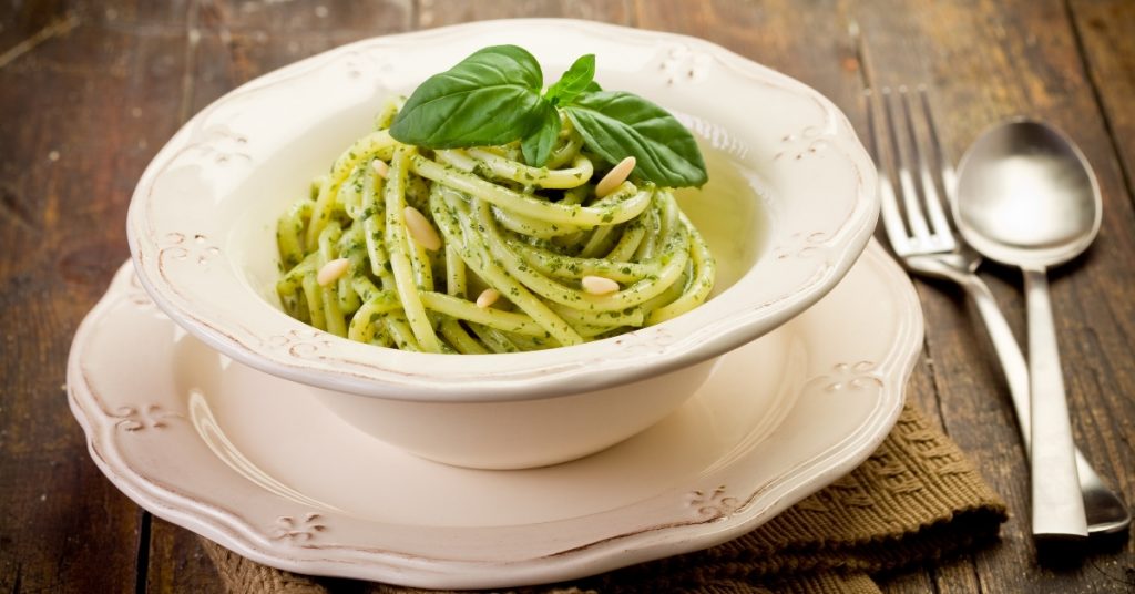 Passer à la spiruline avec une recette de pesto