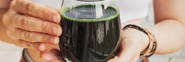 Super aliment : la spiruline contre l'hypertension