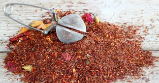 Préparez l'été en beauté avec le thé rouge (ou rooibos) ! Préparez l'été en beauté avec le thé rouge (ou rooibos) !