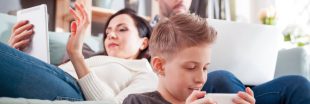 Addiction aux écrans : 4 conseils  pour apprendre à vivre sans