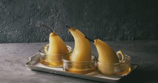 Évasion culinaire automnale : les poires à la vapeur de thé Évasion culinaire automnale : les poires à la vapeur de thé