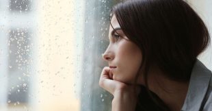 Santé mentale : combien coûtent les troubles psychiques en France ?