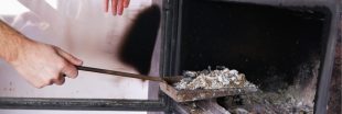 Comment bien utiliser les cendres du poêle ou de la cheminée ?