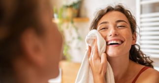 Soins du visage : recettes simples pour nourrir les peaux sèches Soins du visage : recettes simples pour nourrir les peaux sèches